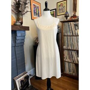 Vintage Vanity Fair Cream Sparkle Lace Mini Slip Dress Negligee Size Large USA